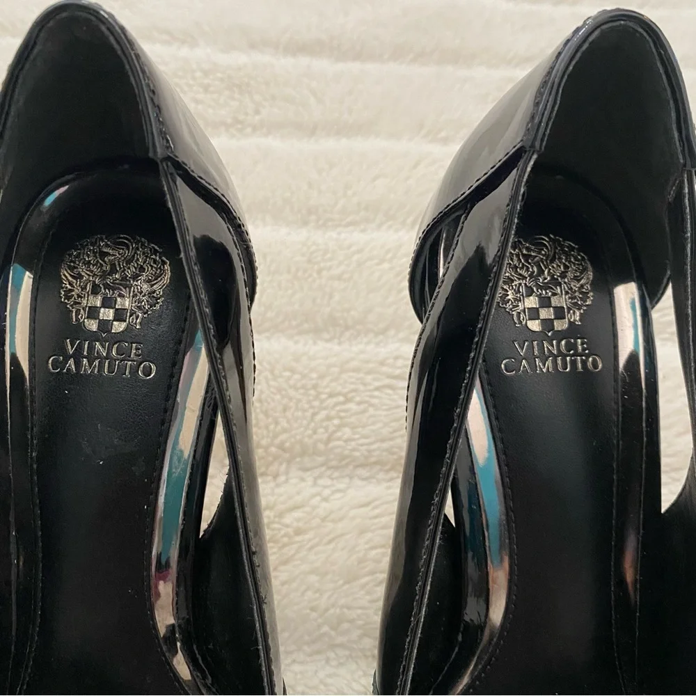 Vince Camuto Black Patent Leather Peep-Toe Heels New Size 8.5